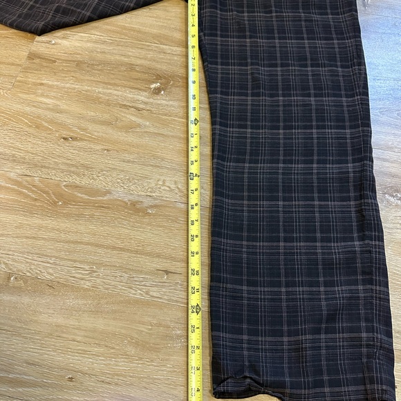 Women's Vince. Black & gray Plaid Wide Leg Pants Size 8 Baggy Dress Casual - Picture 3 of 11